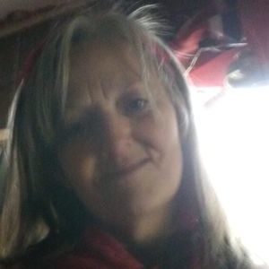 Meet your Posher, Marilyn